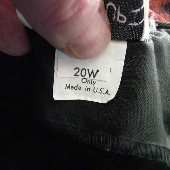 In Group II casual suit - Picture 8 of 11